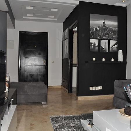Val Fleuri Apartment With Balcony, カサブランカ エクステリア 写真