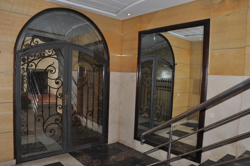 Val Fleuri Apartment With Balcony, カサブランカ エクステリア 写真